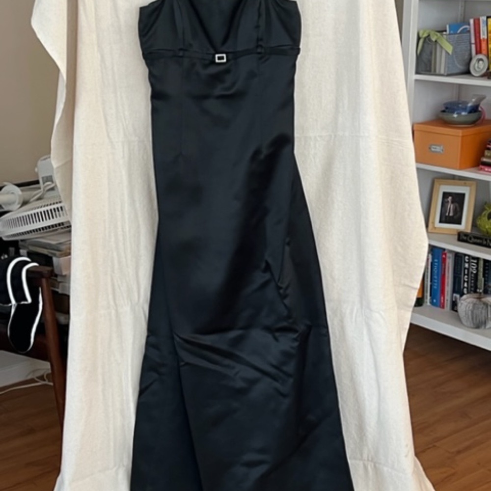 Nicole Miller black floor length formal gown